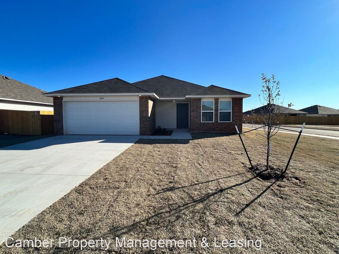 Primary Photo - 3 br, 2 bath House - 1024 S. Blackjack Lane