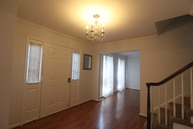 Photo - 17 Beauvoir Ct House