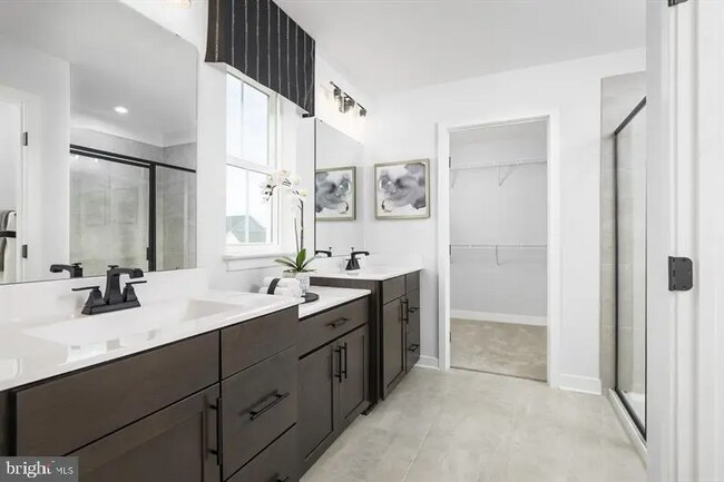 Foto del edificio - 606 Phalen Ct