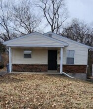 Building Photo - 6161 Payne Ave