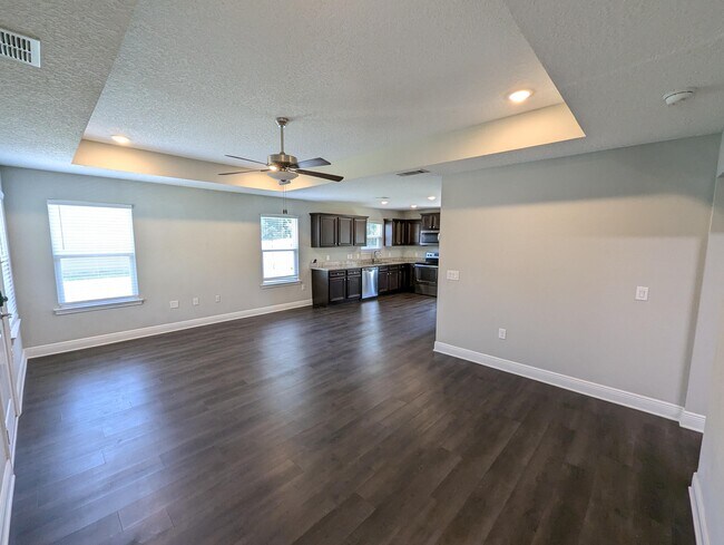 Foto del edificio - 5619 Charter Cir
