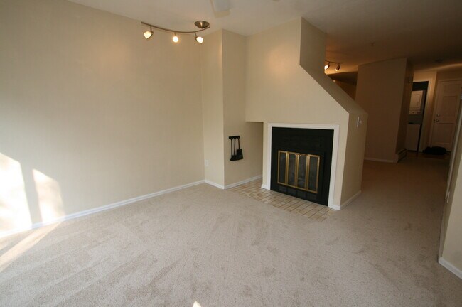 Sala de estar - 2201 Pearl St