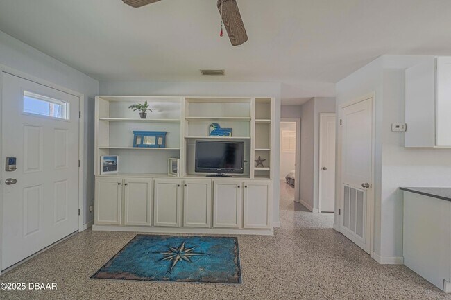 Foto del edificio - 3948 Cardinal Blvd