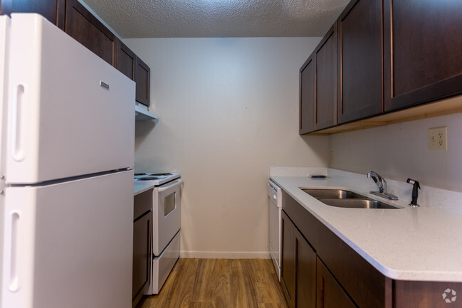 1 BR 1 BA-776 Sq Ft - Yorktown Apartment Homes