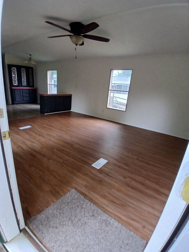 Building Photo - Pine Village Estates MHP