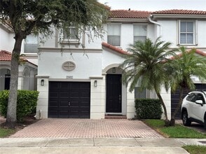 Building Photo - 7862 NW 109th Path