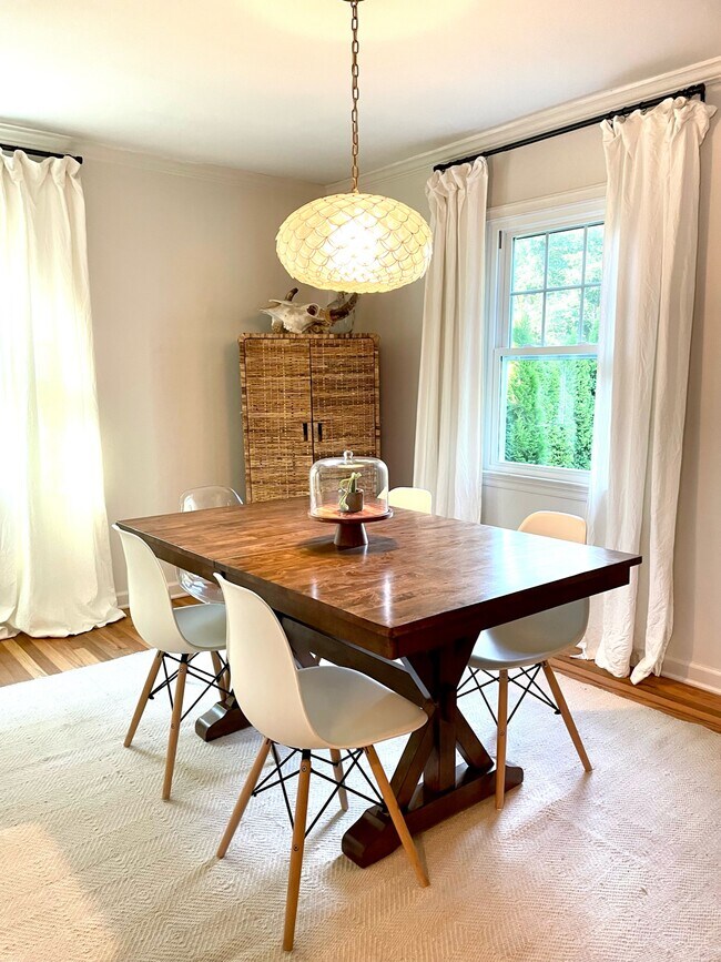 181 Hulls Hwy, Fairfield, CT 06890 House Rental in Fairfield, CT