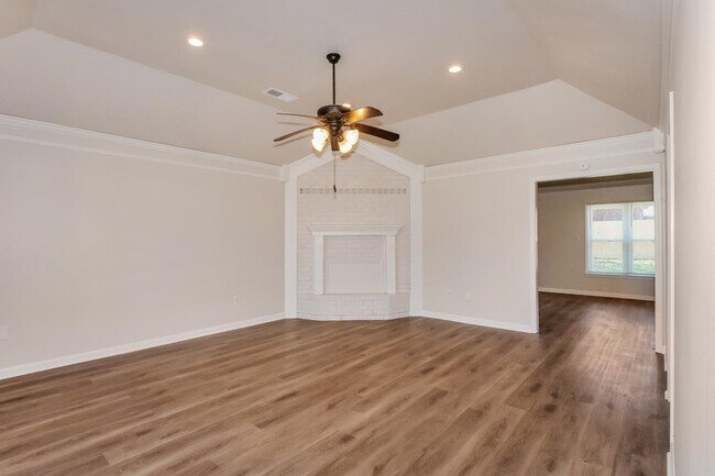 Building Photo - 4709 Valene Cir