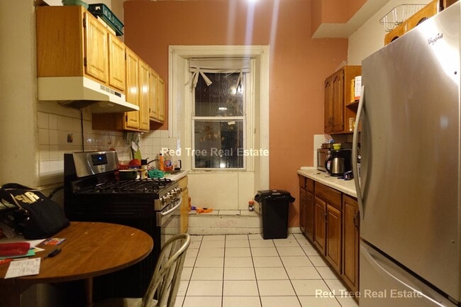 Photo - 684 Parker St Apartment