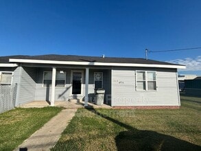 Building Photo - 2625 Moeling St