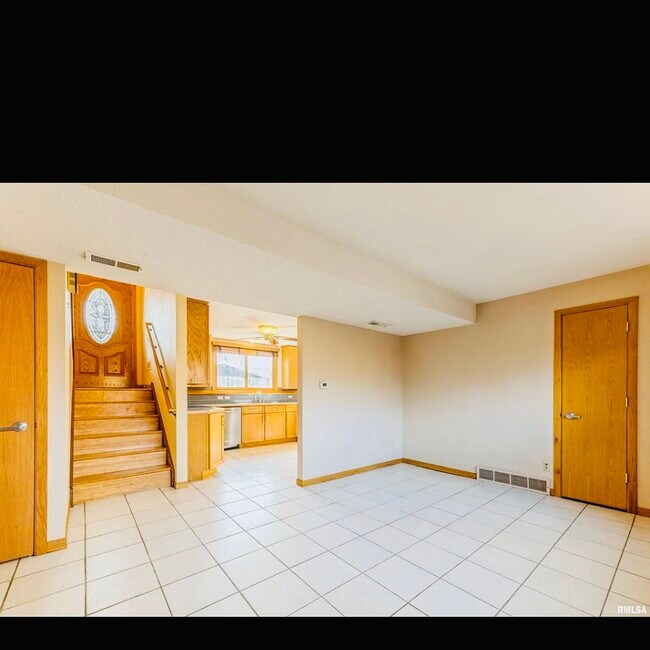 Foto del edificio - 4204 Warren St