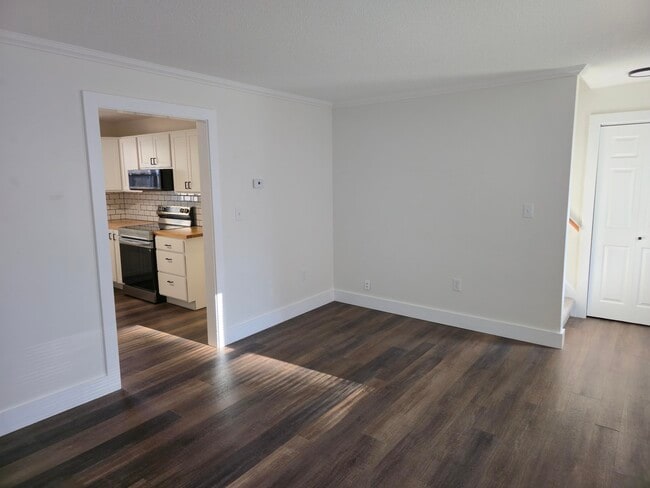 Living Room - 23 Old Etna Rd