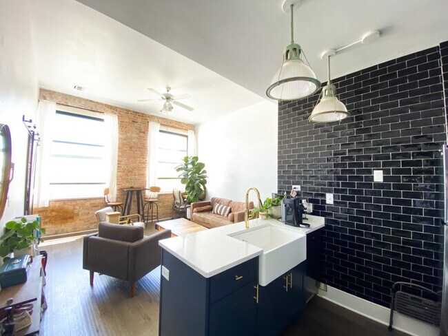 Foto del edificio - 123 N Blount St
