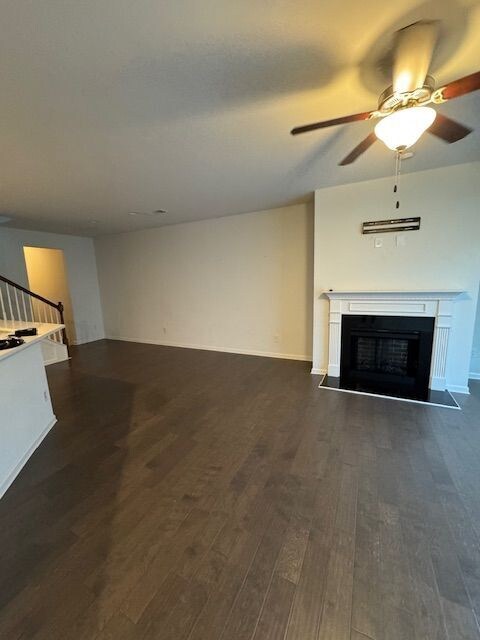 Foto del edificio - Beautiful Nearly New Townhome at Renaissan...