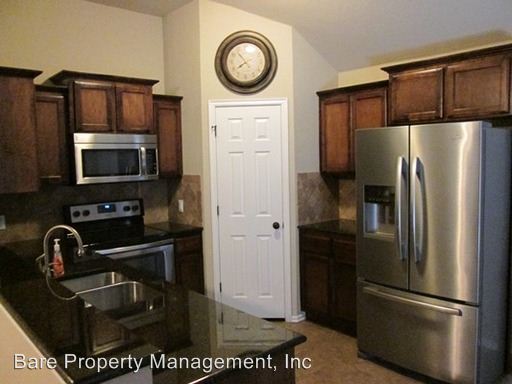 Building Photo - 1004 Caracara Dr