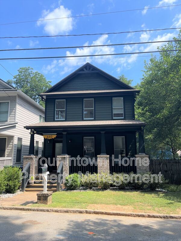 Foto principal - 660 Woodward Ave SE