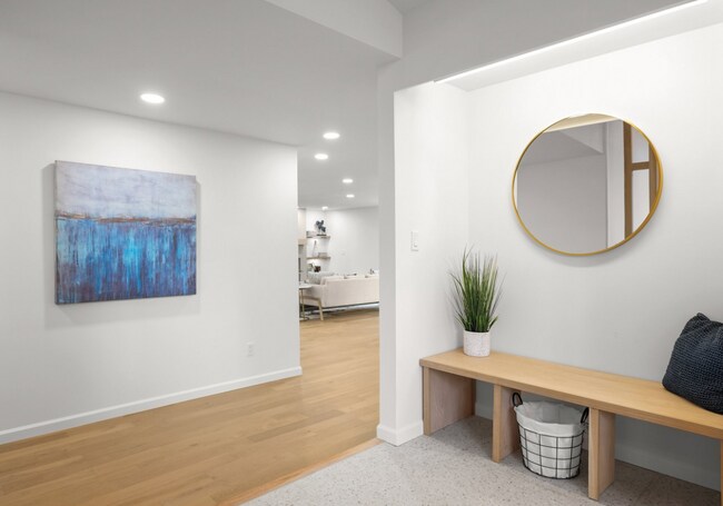 Foto del edificio - 15590 NW Norwich Cir