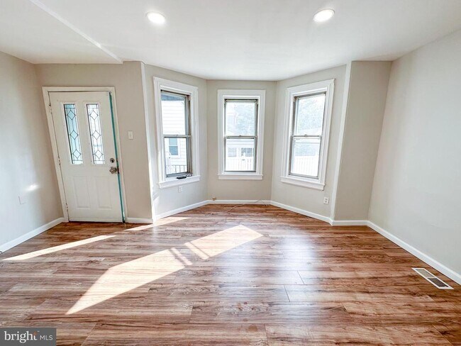 Foto del edificio - 19 Lane Ave