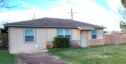 Building Photo - 109 Will St