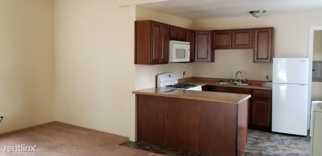 Building Photo - 24 E Adams St