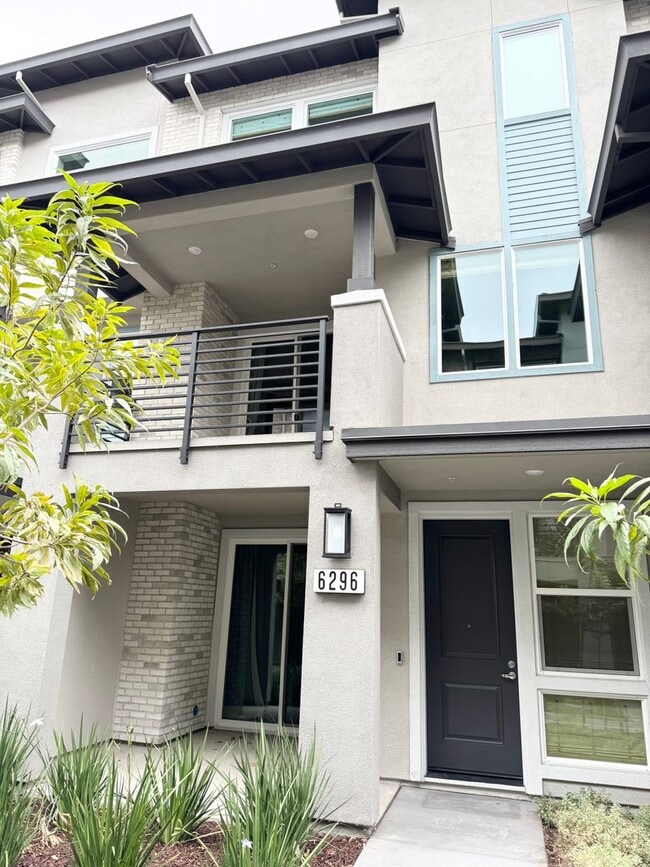 Building Photo - Perfect Shape Dublin Home in The Boulevard...