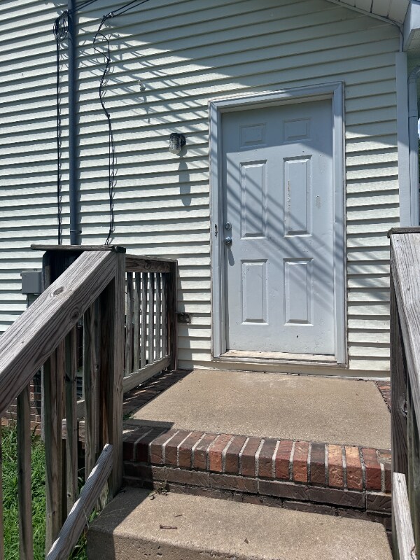 Building Photo - 1531 Richmond Dr