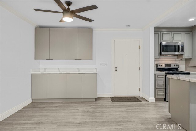 Foto del edificio - 7765 W 91st St