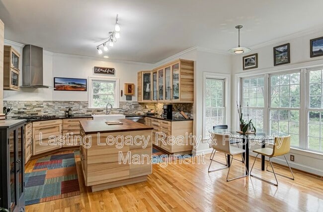Building Photo - 475 Ashbry Run Dr