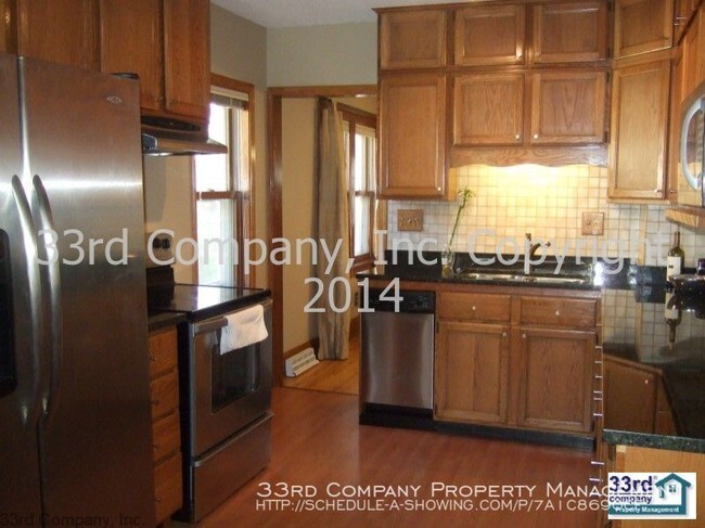 Building Photo - Beautiful Mac/Groveland Bungalow!