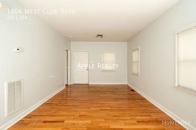 Building Photo - 1604 W Club Blvd - Available mid August