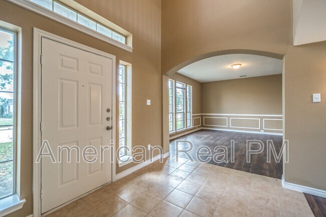 Foto del edificio - 401 Buffalo Creek Dr