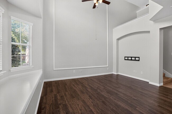 Foto del edificio - 3112 Bedford Rd