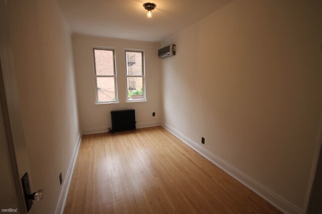 Building Photo - 3203 34th Ave