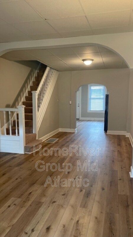 Foto del edificio - 825 N Linwood Ave