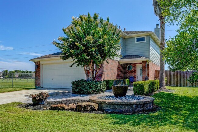 Building Photo - 18226 Almonte Ln