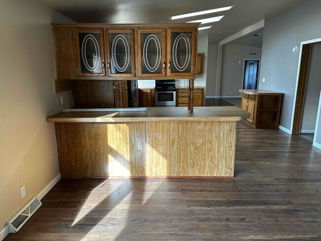 Building Photo - 12375 Chandelle Pl