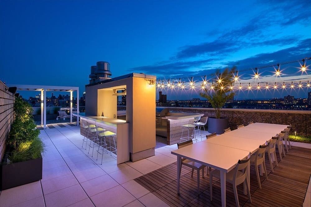 Foto principal - 227 West 77th Street