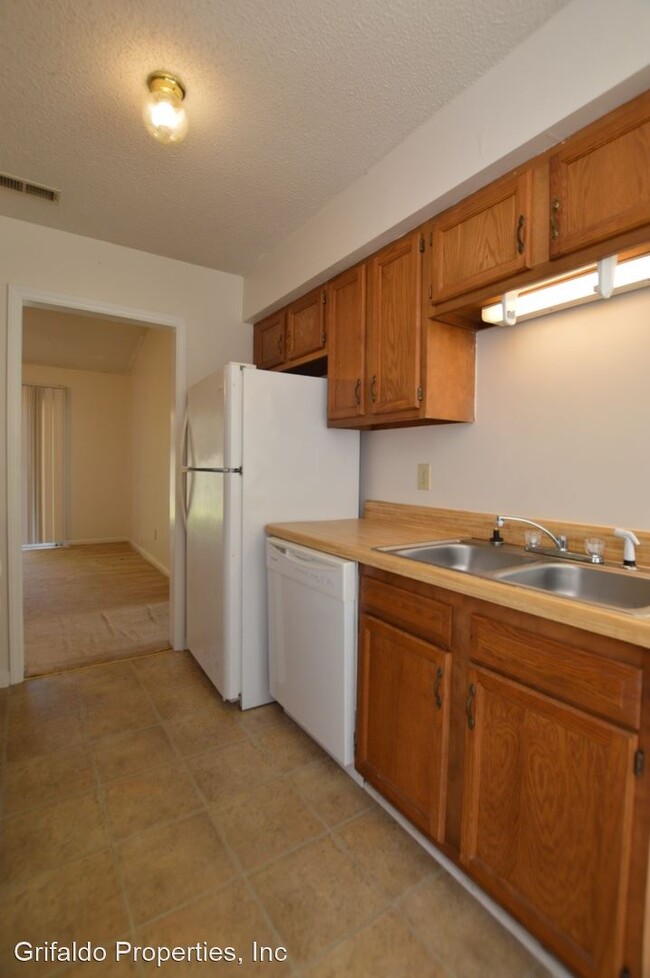 Building Photo - 2 br, 2 bath House - 1955 Rolling Ridge Drive