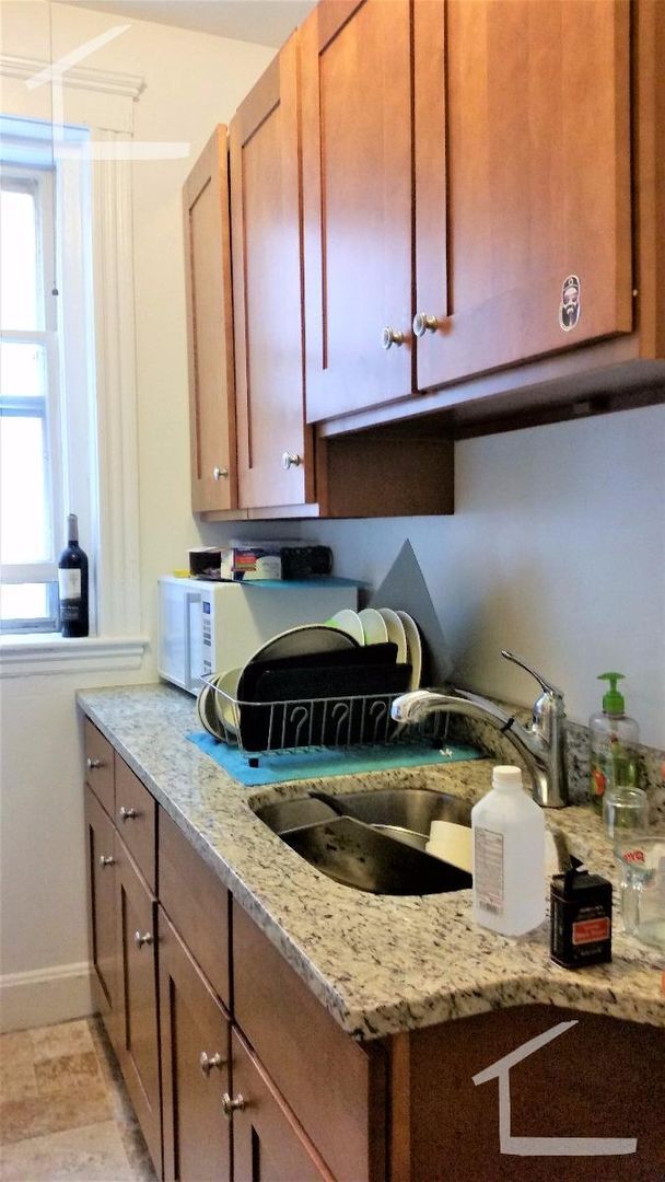 Building Photo - 1454 Commonwealth Ave