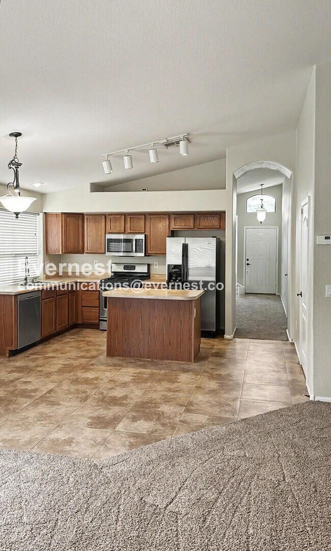 Building Photo - 42520 W Hall Dr
