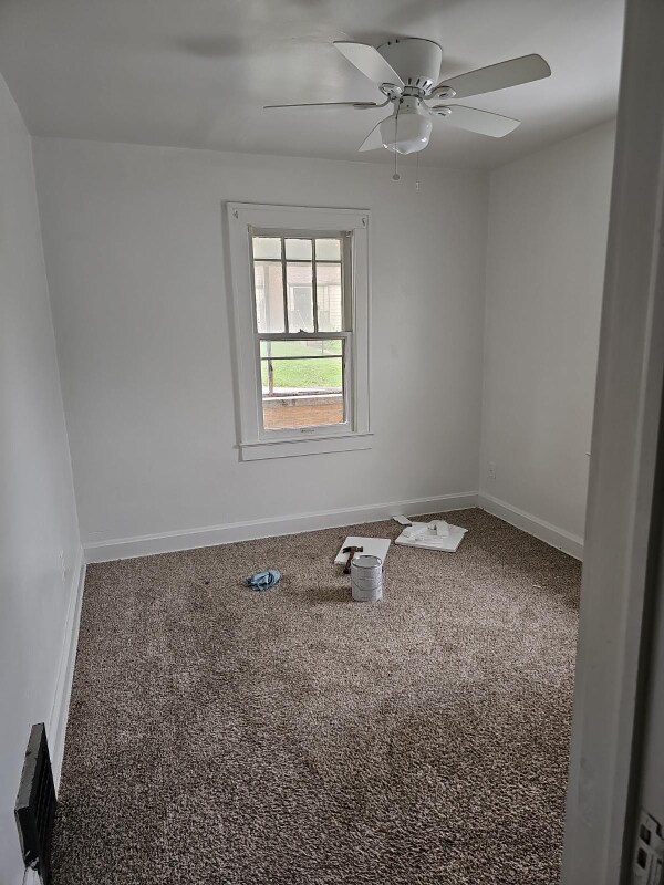 Building Photo - 2111 N 33 St