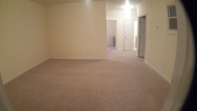 OVERSIZED LIVING ROOM - 675 Park Ave