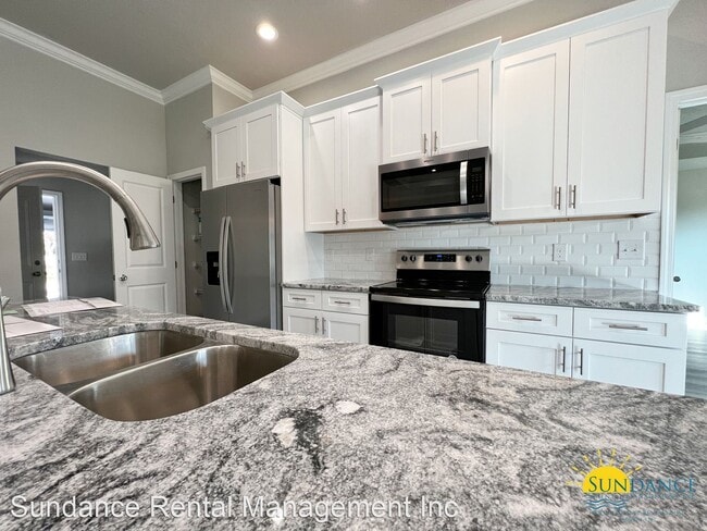 Foto del edificio - 4 br, 2 bath House - 216 Squirrel Haven Road