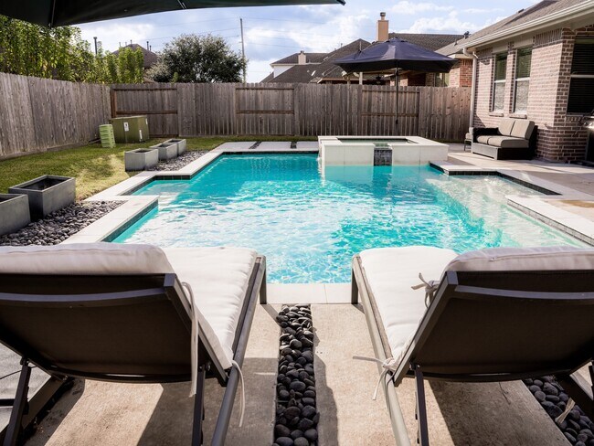 Foto del edificio - 24531 Via Salerno Ct