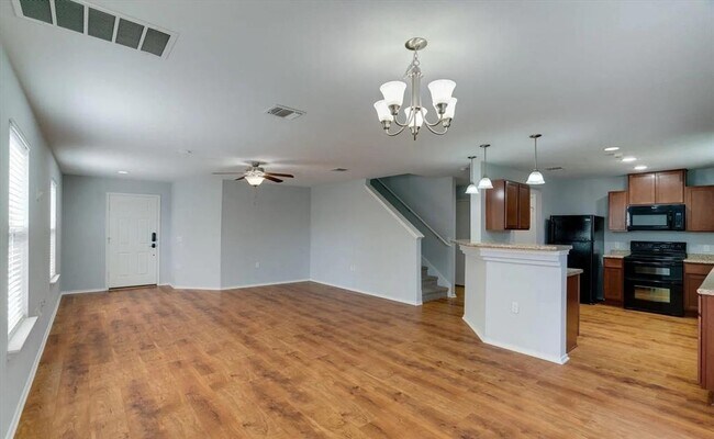Foto del edificio - 6801 Baythorne Dr