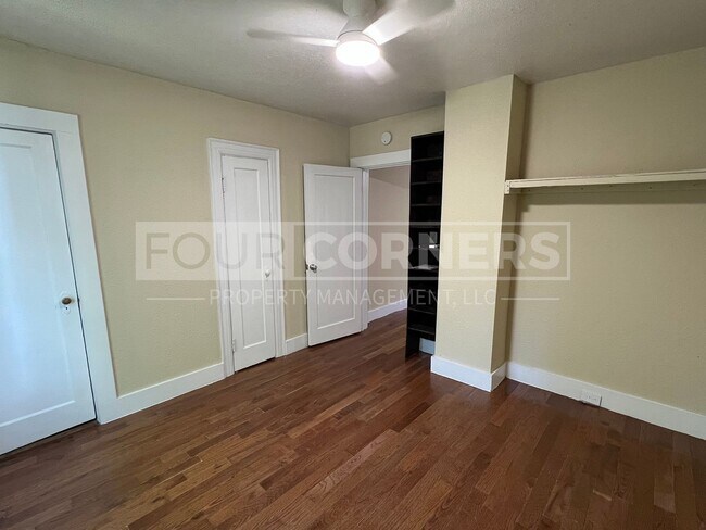 Foto del edificio - 408 N Guthrie Ave