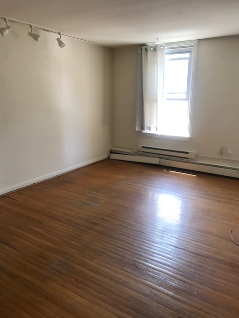 Primary Photo - 125 S 23rd St