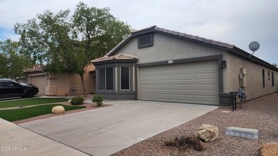 Building Photo - 42539 W Hillman Dr