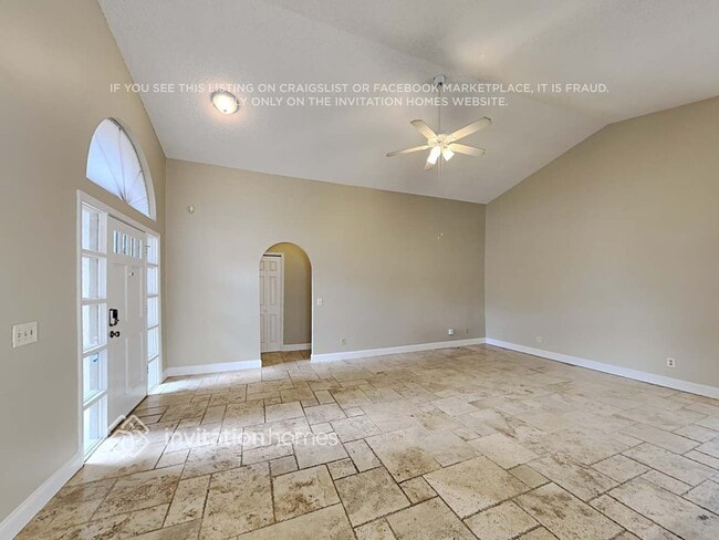 Foto del edificio - 1039 Whittier Cir