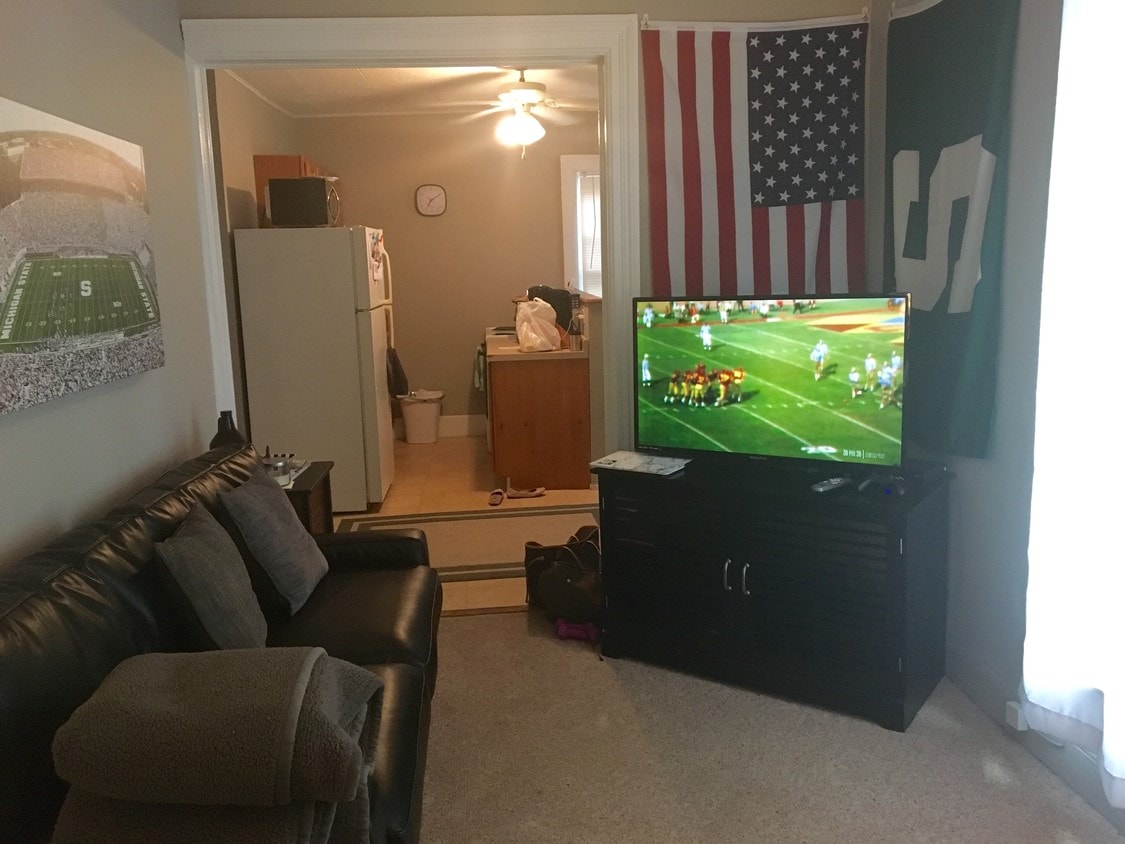 1001 State St Unit 2